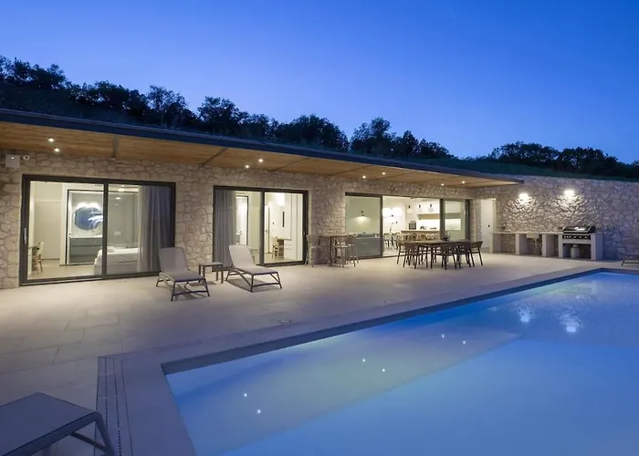 Avigail - Exclusive Ionian Sea Escape * Evgiros